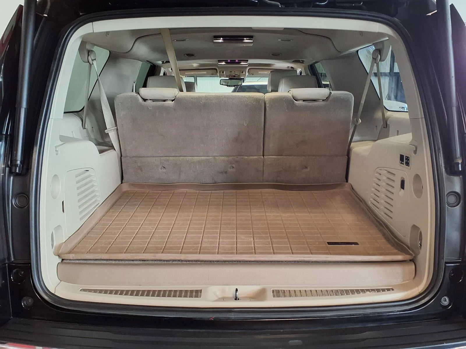GMC Yukon XL photo 7