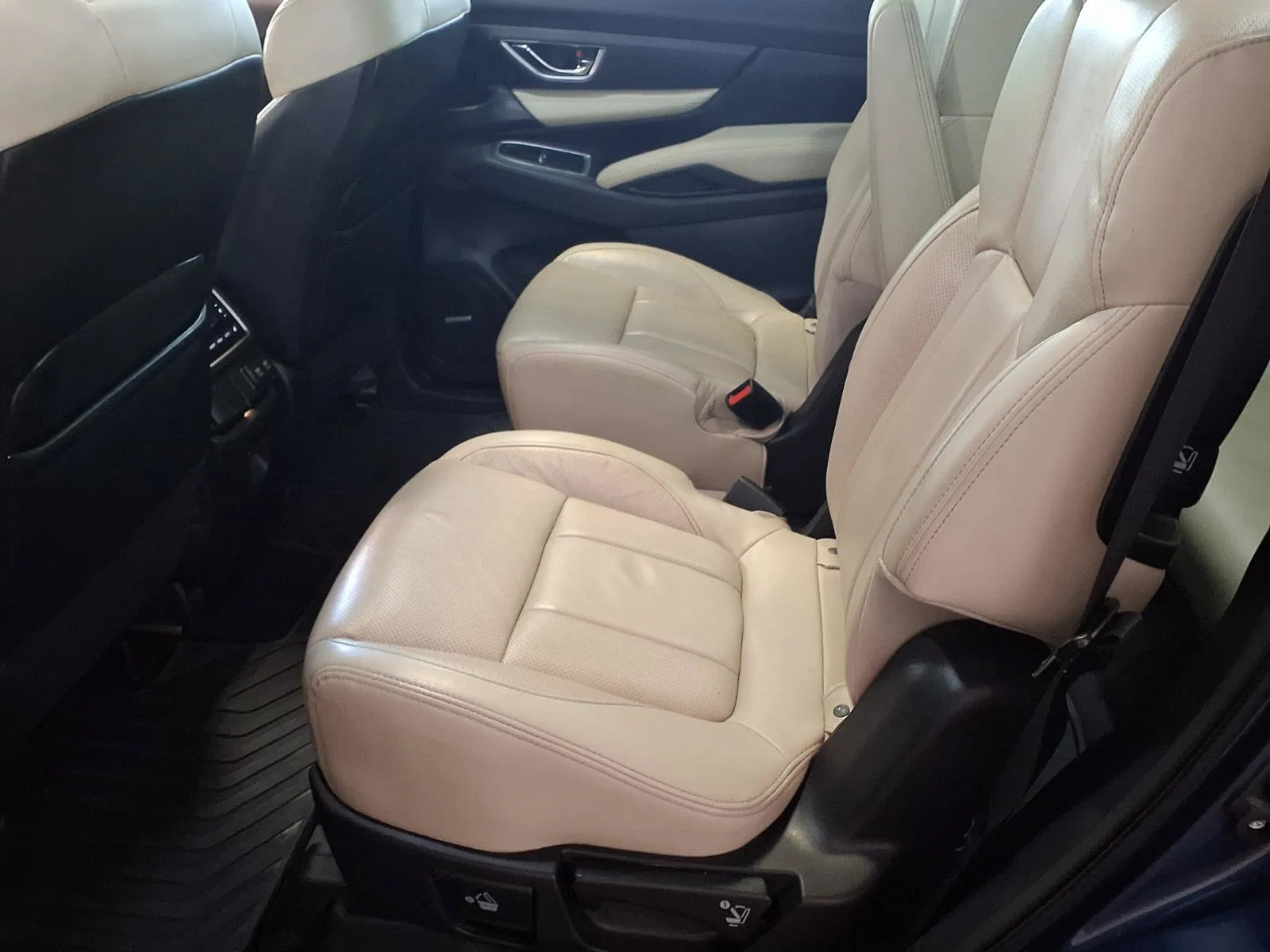 Subaru Ascent photo 15