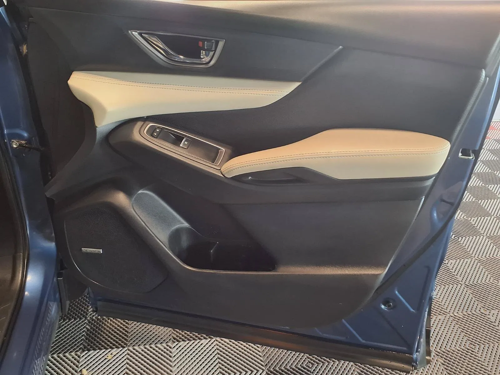 Subaru Ascent photo 12
