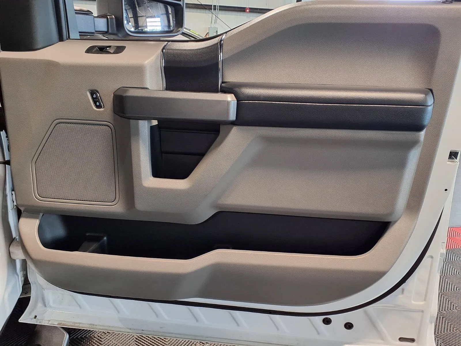 Ford F-250 photo 10