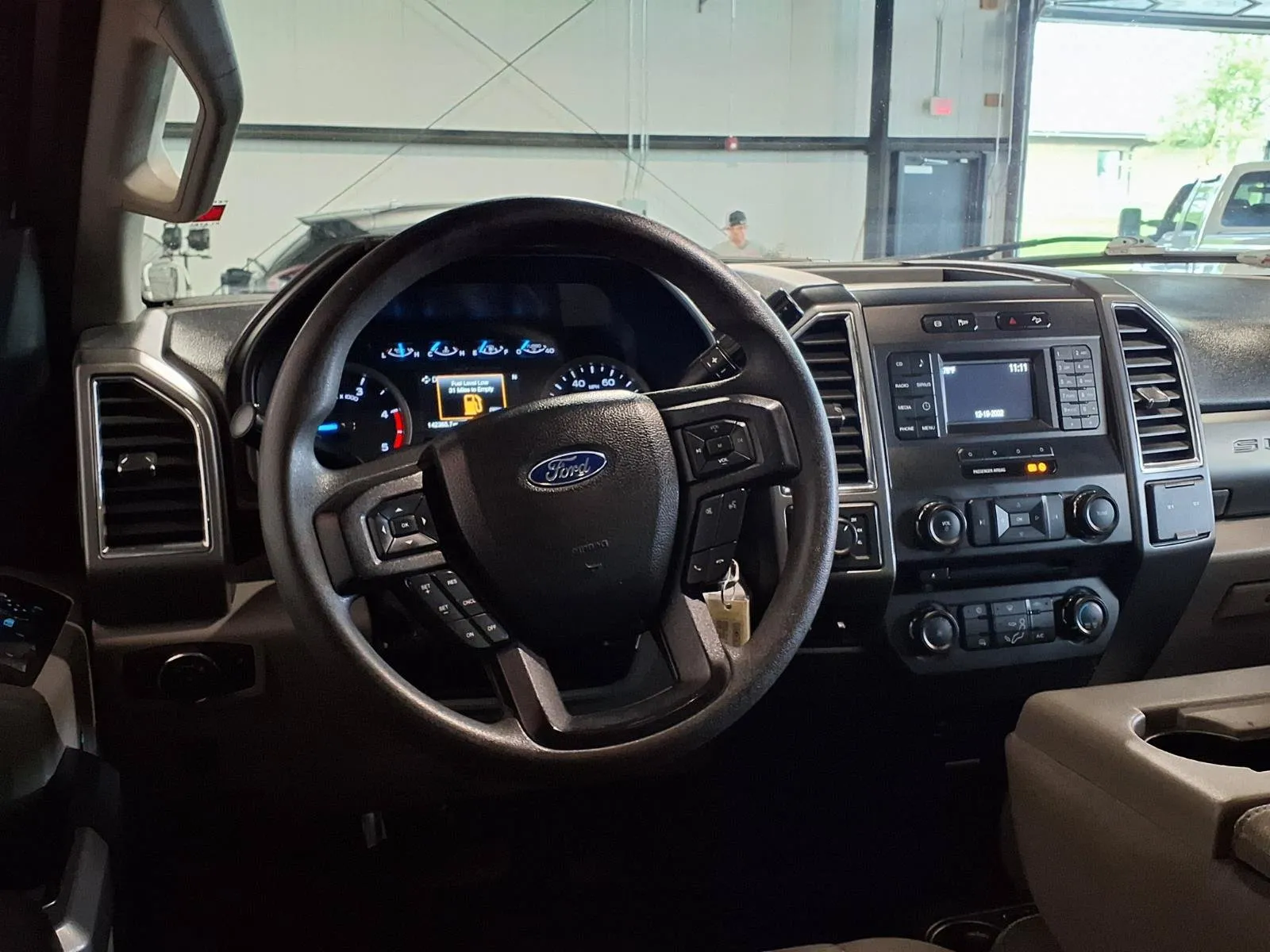 Ford F-250 photo 14