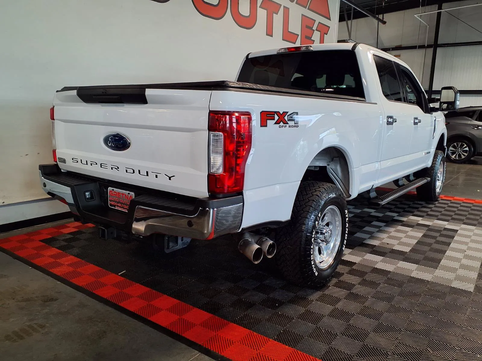 Ford F-250 photo 7