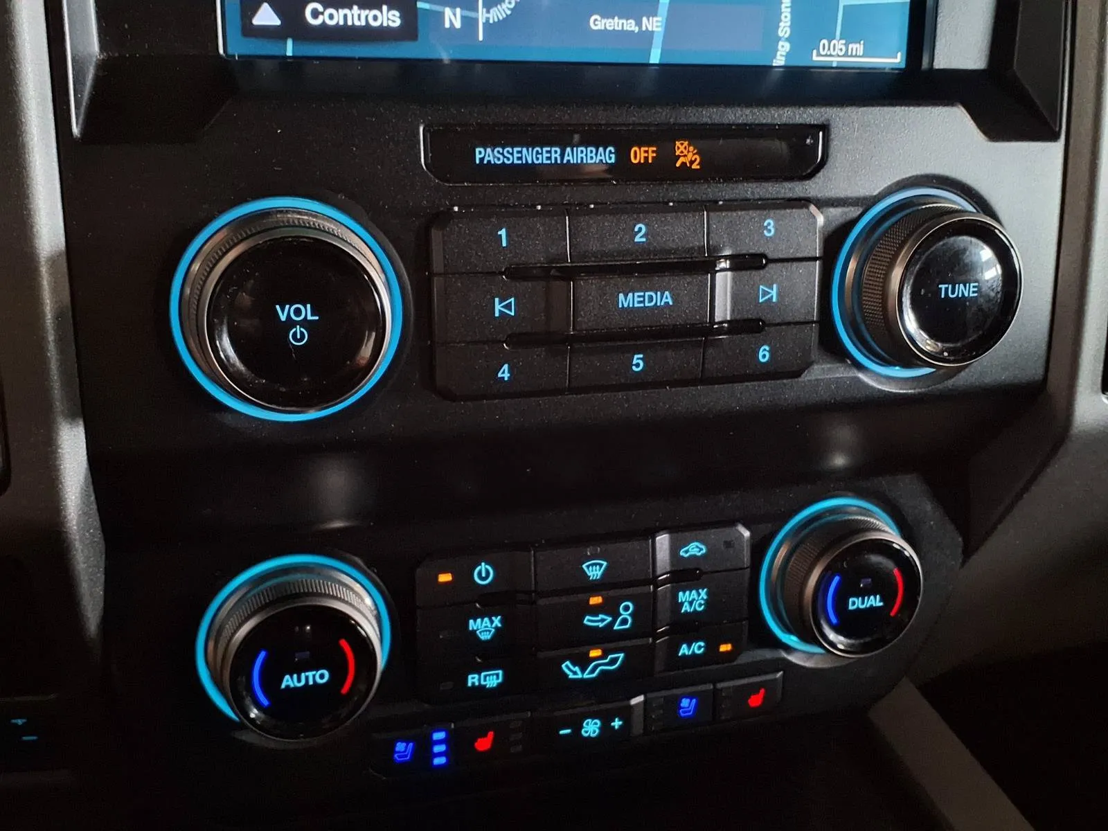 Ford F-150 photo 19