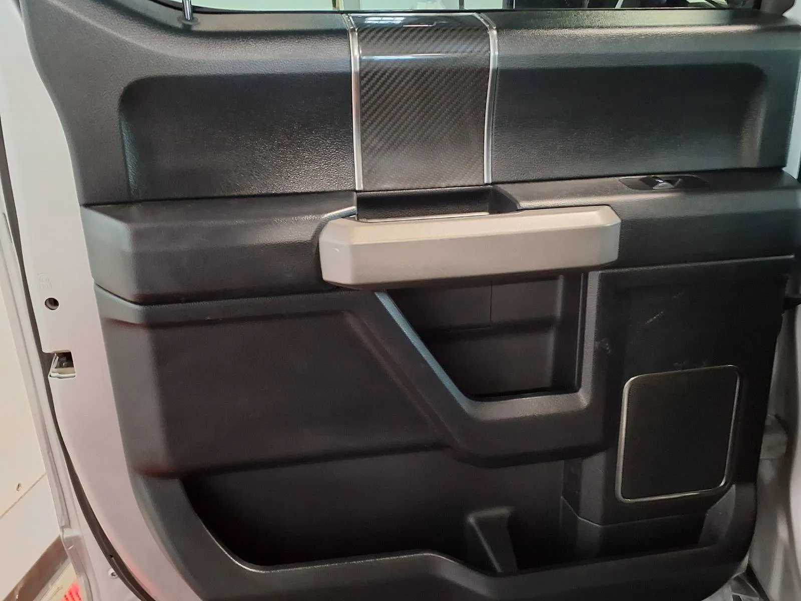 Ford F-150 photo 12