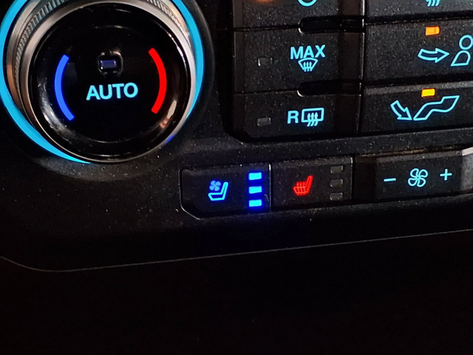 Ford F-150 photo 22