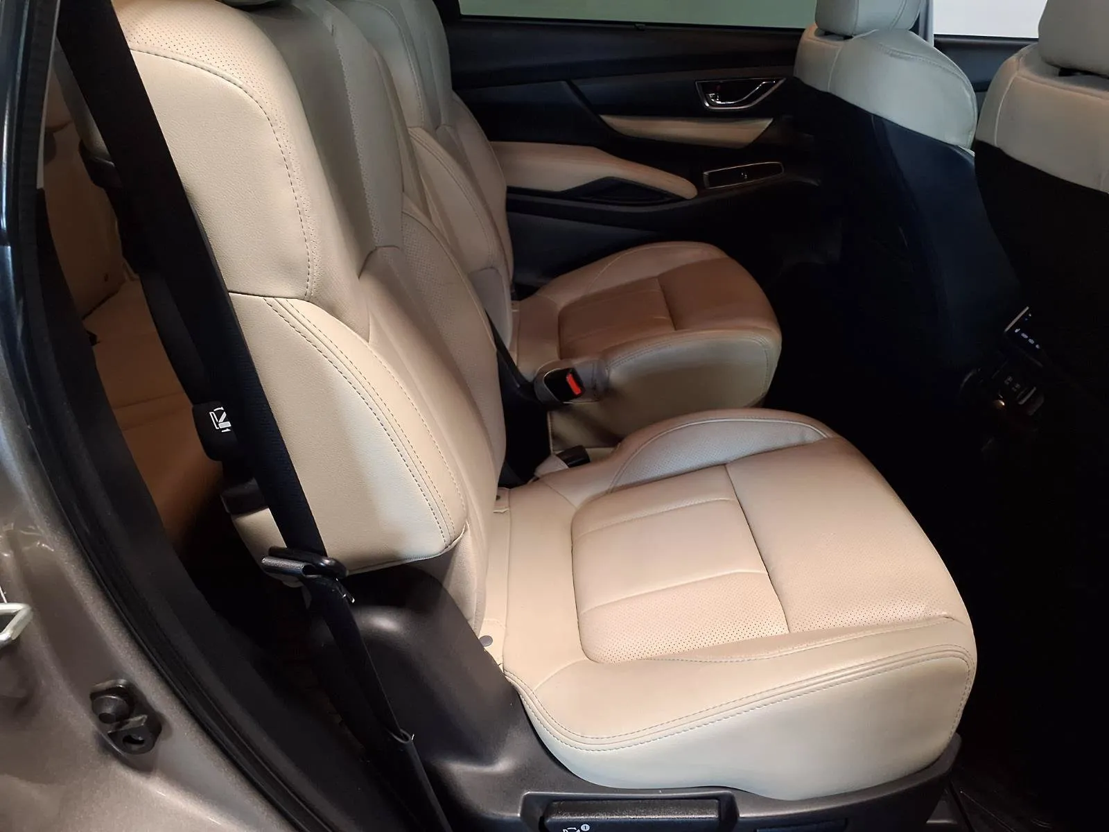 Subaru Ascent photo 11