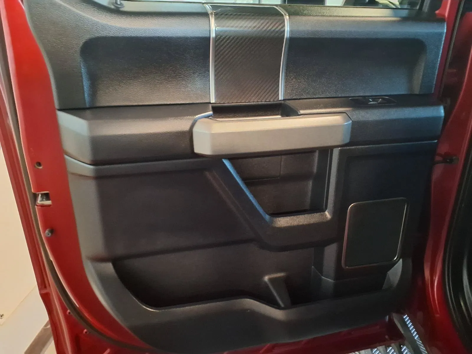 Ford F-150 photo 12