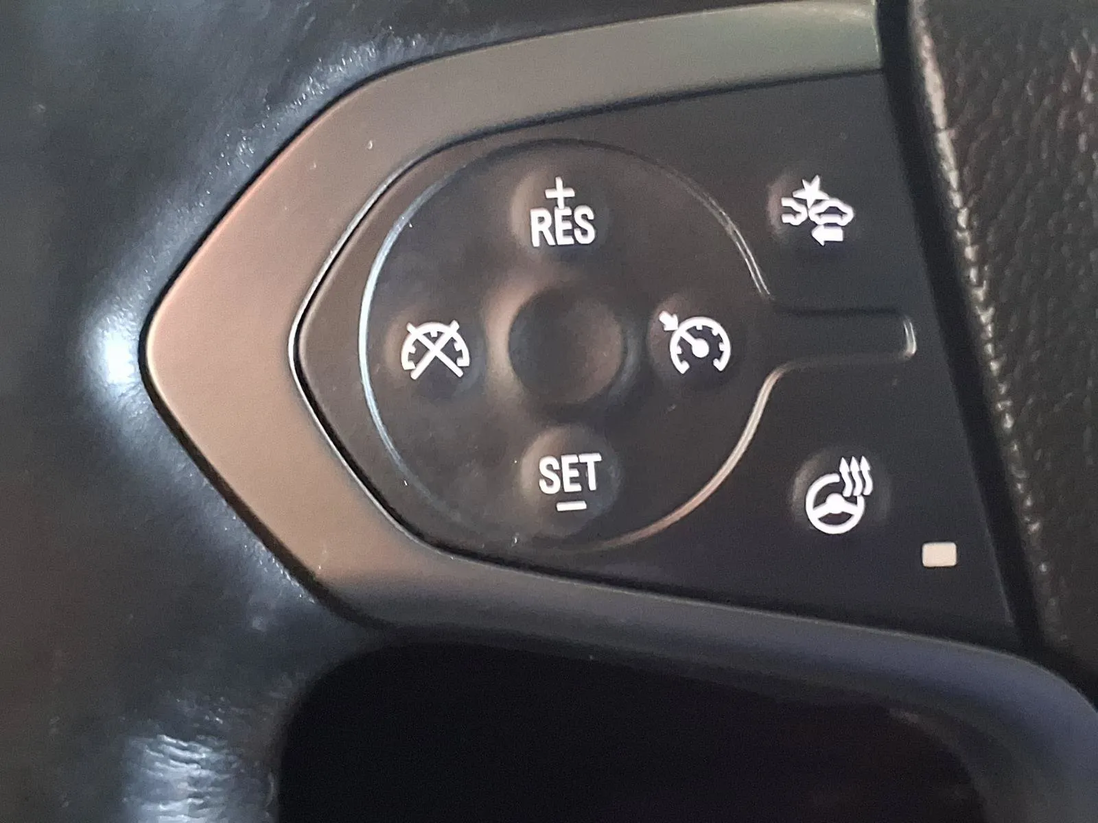 Chevrolet Suburban photo 27
