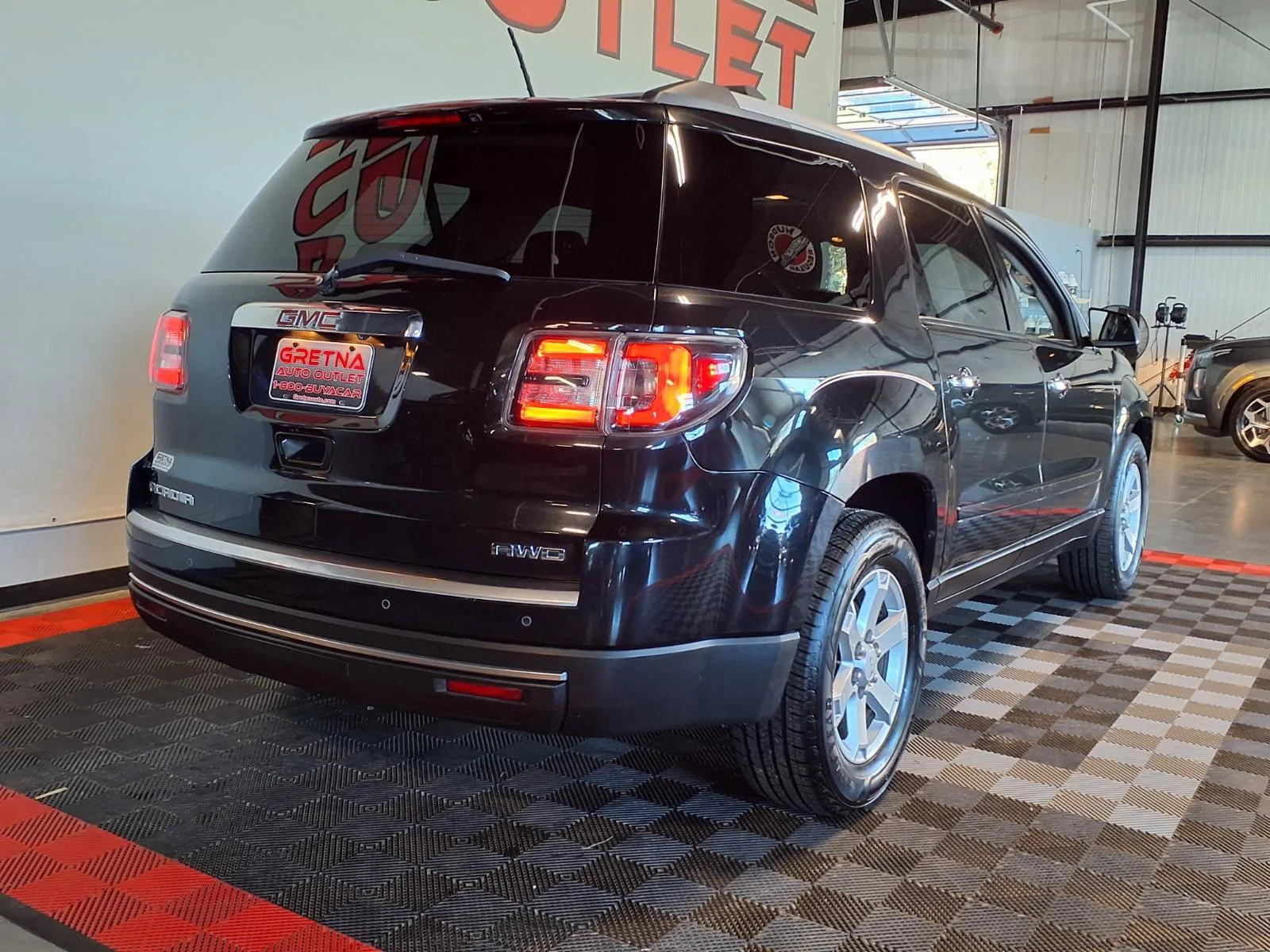 GMC Acadia photo 8