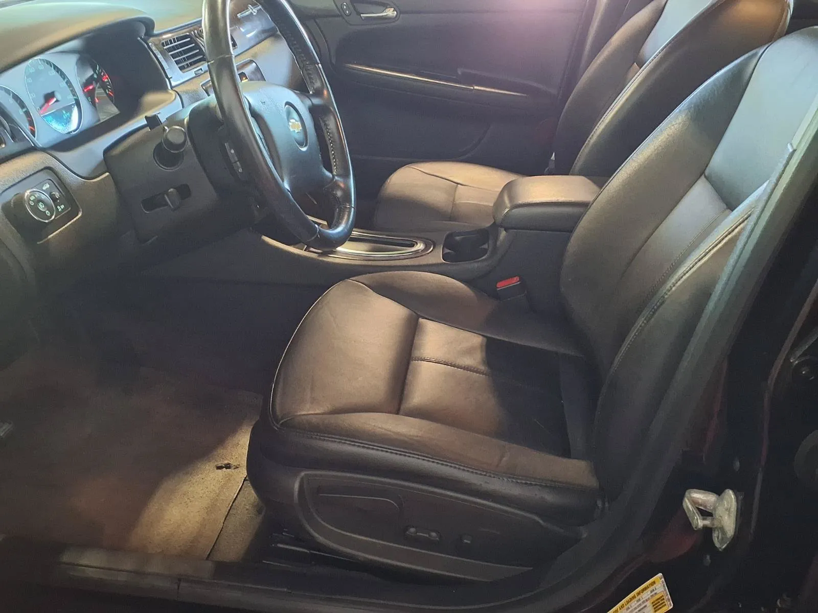 Chevrolet Impala photo 16