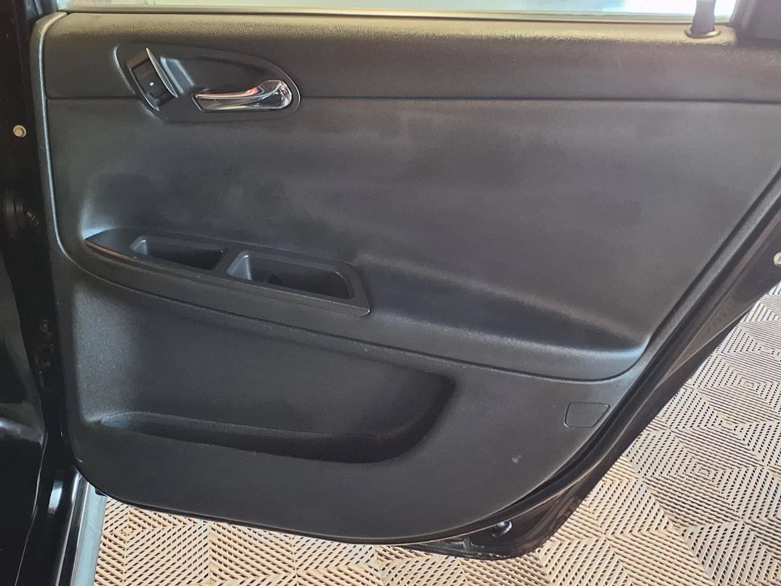 Chevrolet Impala photo 8