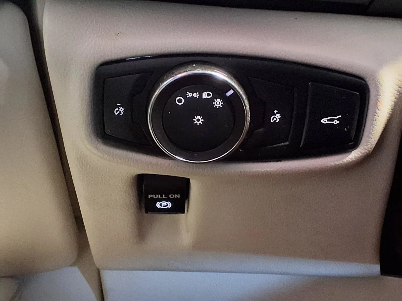 Lincoln MKX photo 32