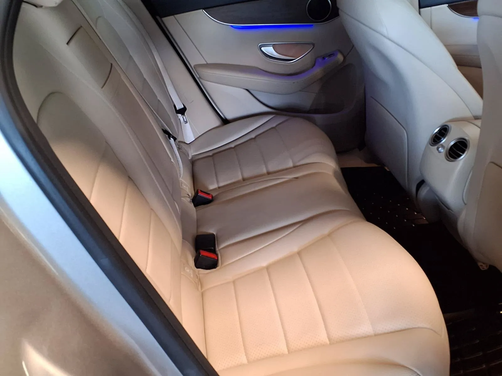 Mercedes-Benz GLC photo 11