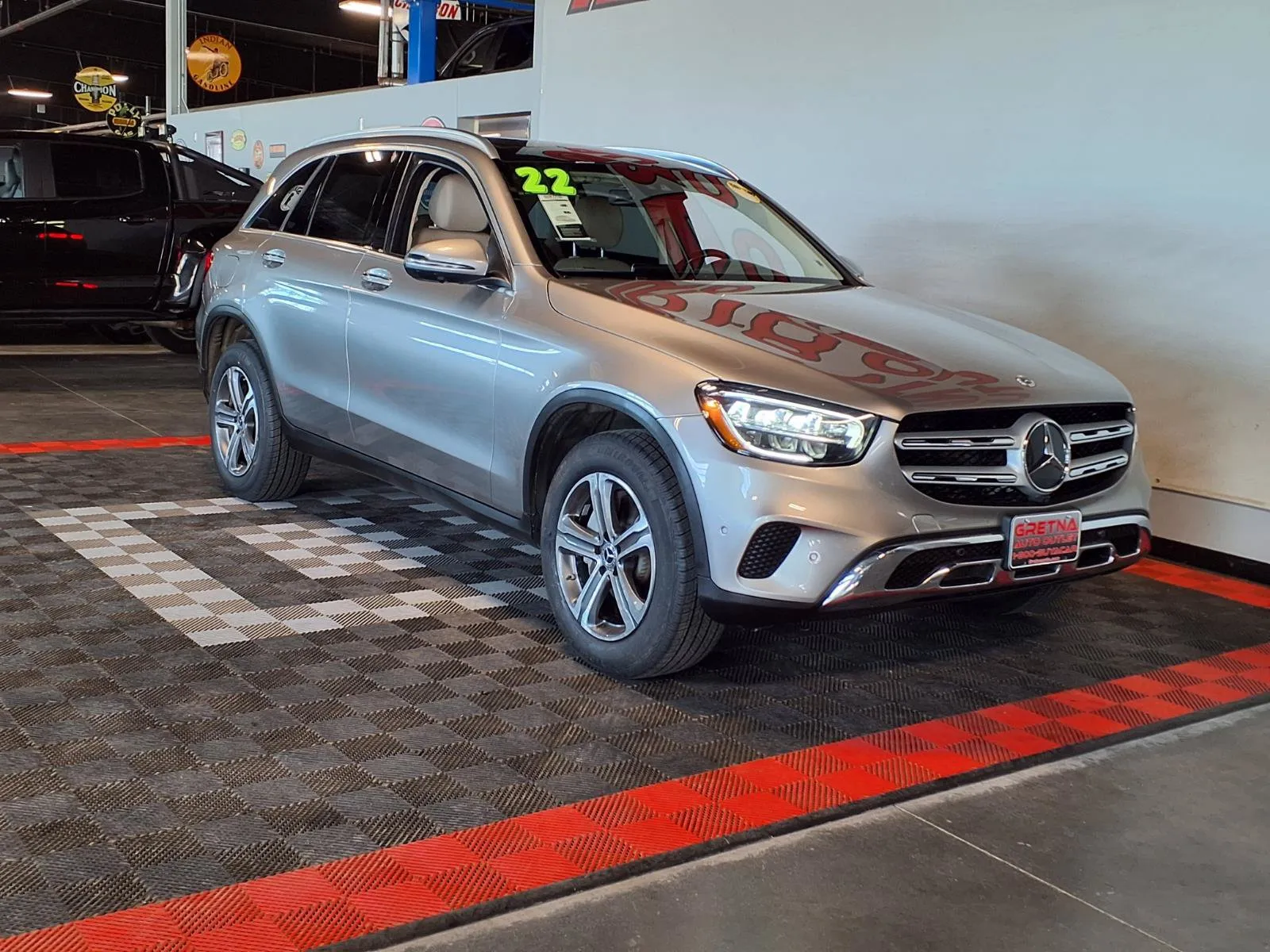 Mercedes-Benz GLC photo 2