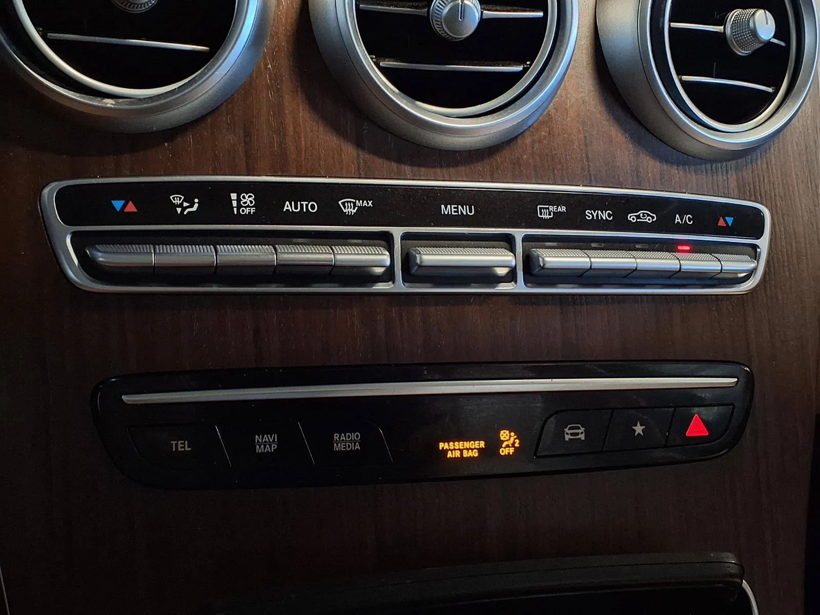 Mercedes-Benz GLC photo 23