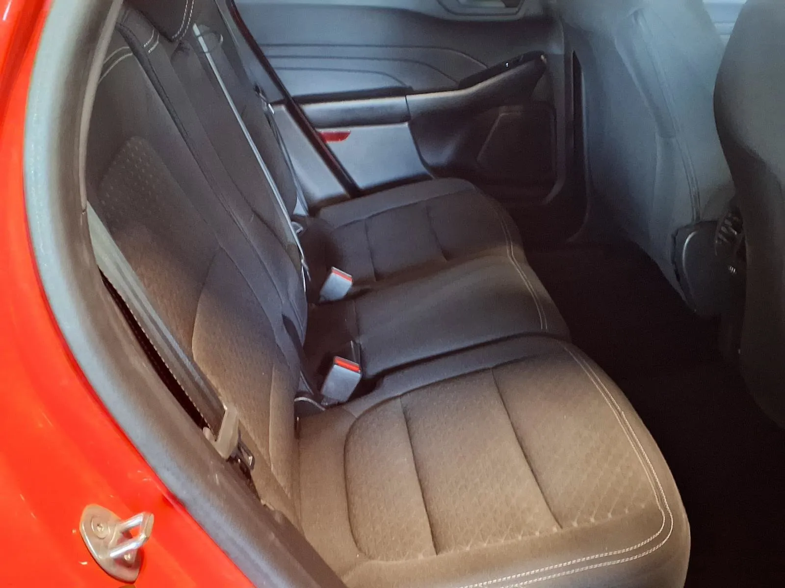 Ford Escape photo 11