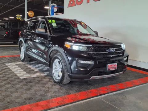 Photos of 2023 Ford Explorer XLT for sale in Gretna, NE at Gretna Auto Outlet