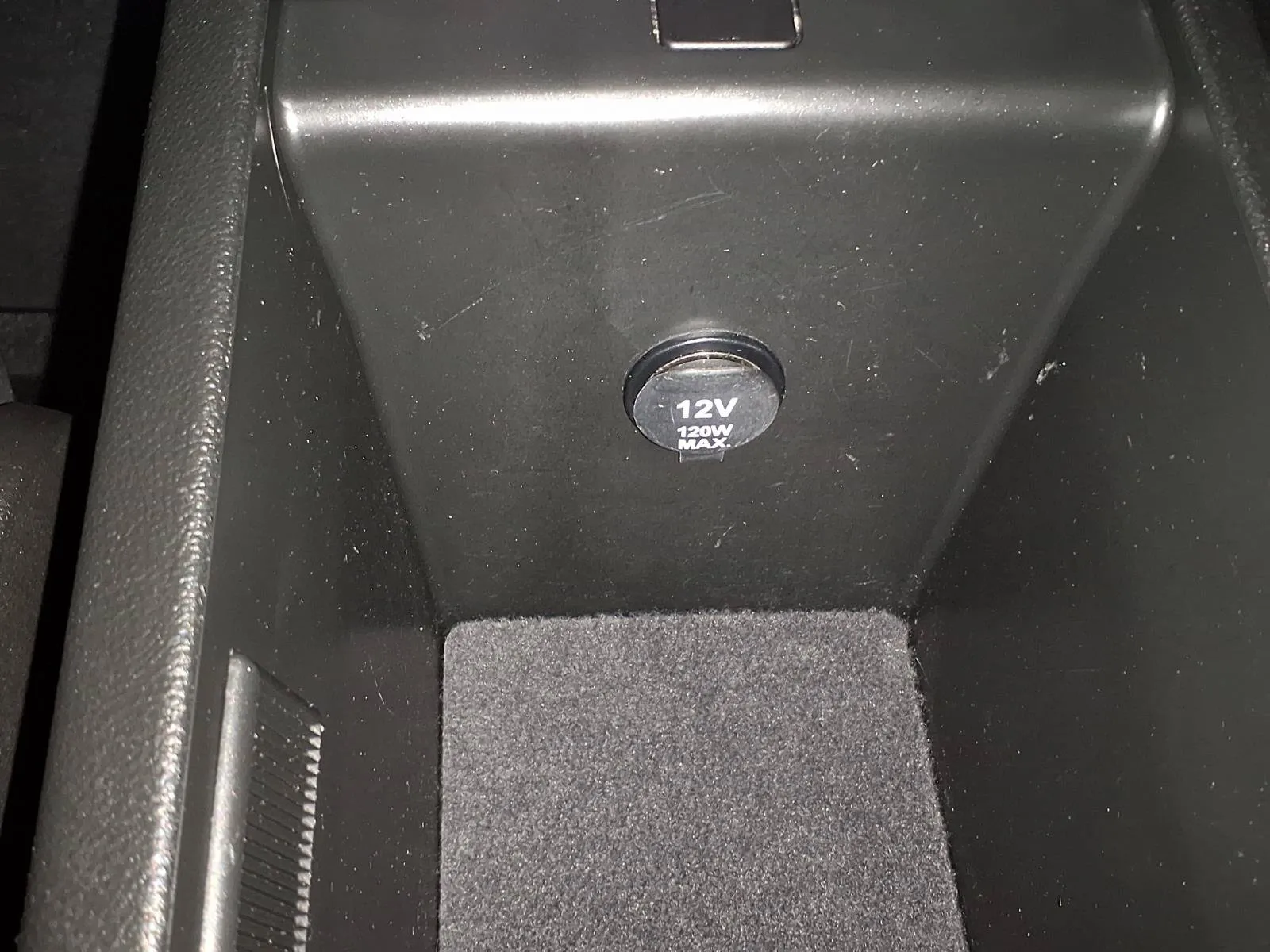 Pontiac G8 photo 22