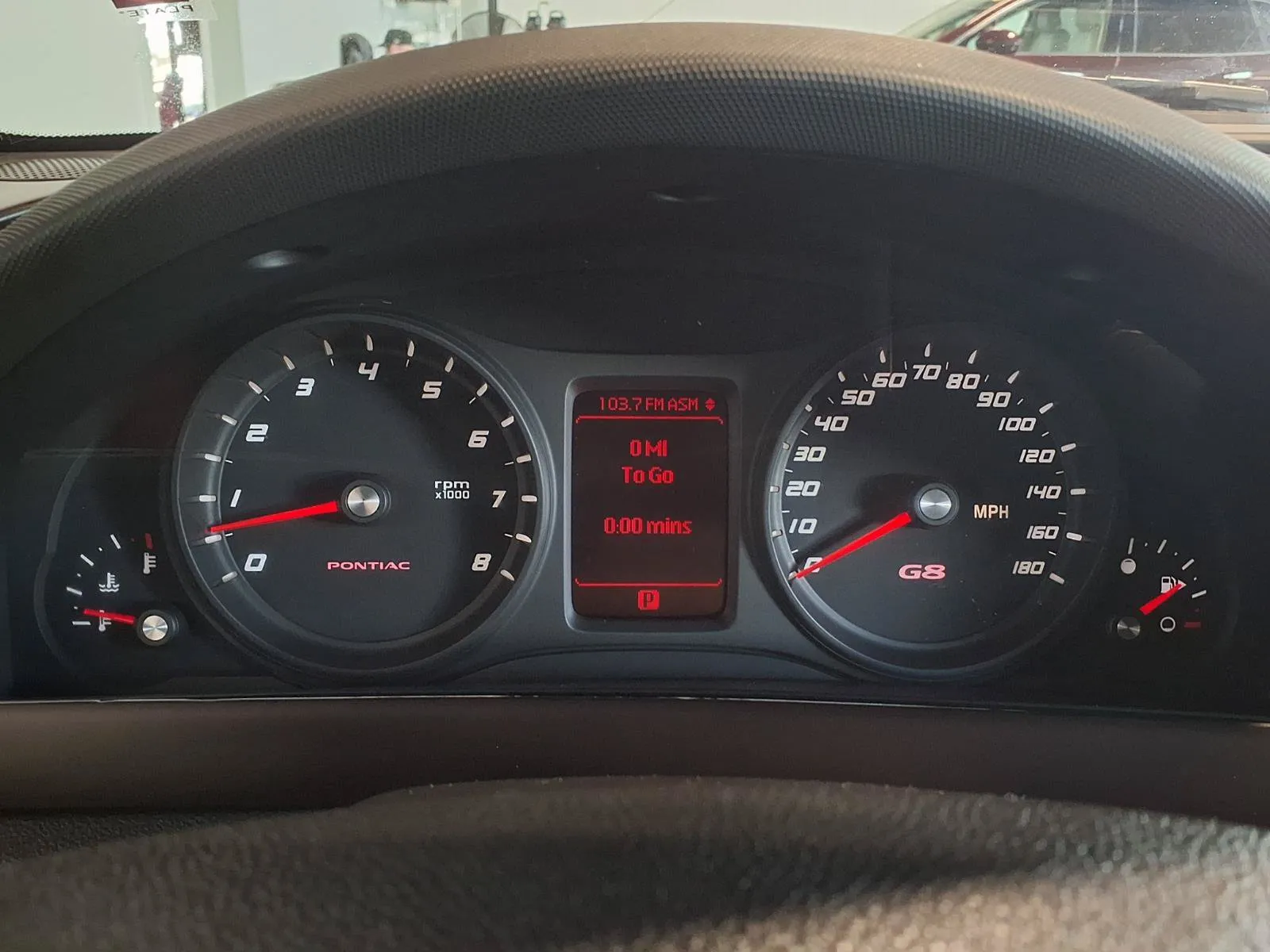 Pontiac G8 photo 23