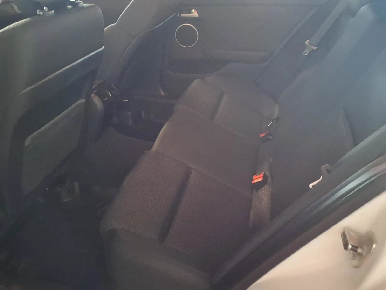 Pontiac G8 photo 13