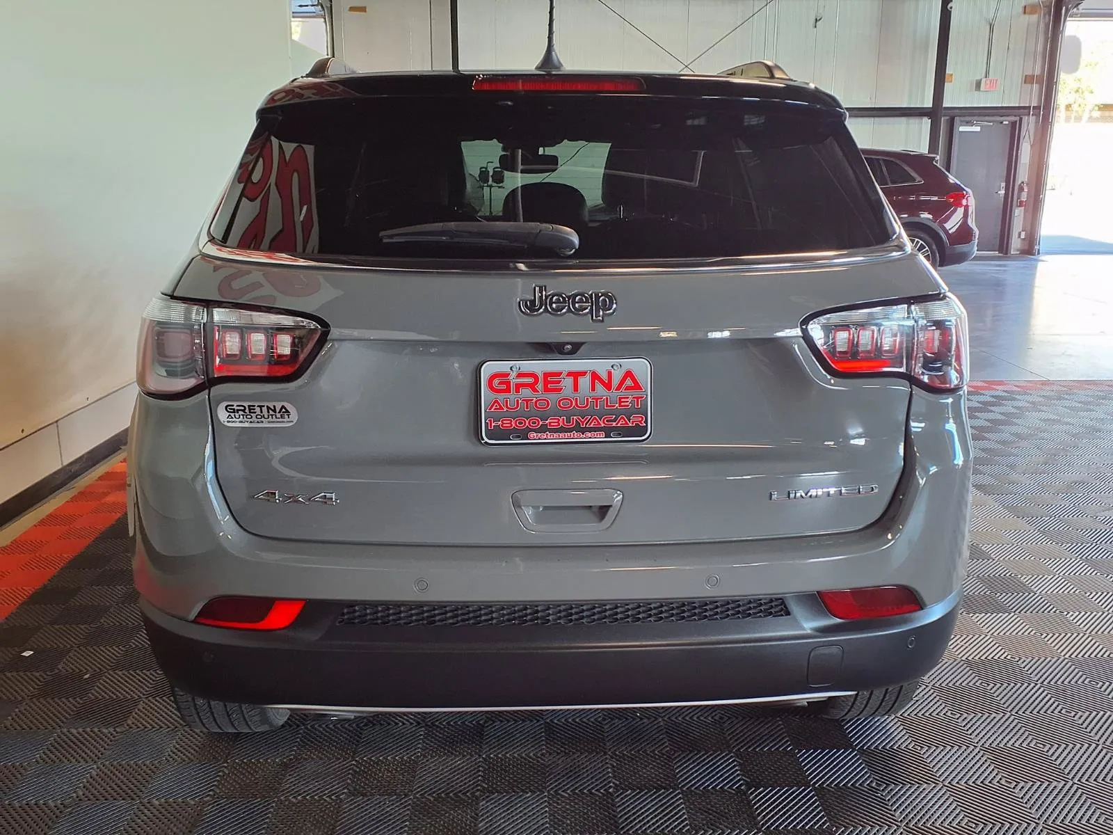 Jeep Compass photo 6