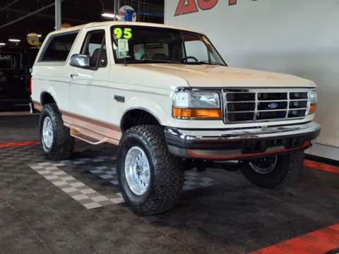 Photos of 1995 Ford Bronco Eddie Bauer for sale in Gretna, NE at Gretna Auto Outlet