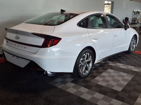 More photos of 2023 Hyundai Sonata SEL at Gretna Auto Outlet, NE