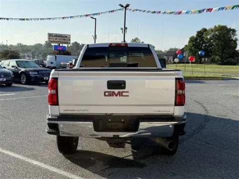 More photos of 2018 GMC Sierra 2500HD Denali at AI Certified Used Cars, MD