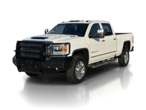 White 2018 GMC Sierra 2500HD Denali for sale in Frederick, MD