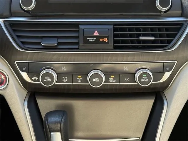 2019 Honda Accord EX - Photo 24