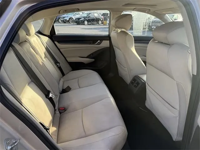 2019 Honda Accord EX - Photo 10