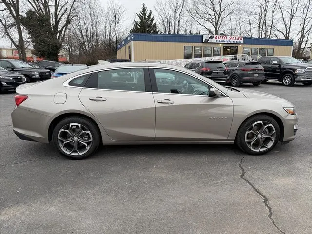 2023 Chevrolet Malibu 1LT - Photo 5