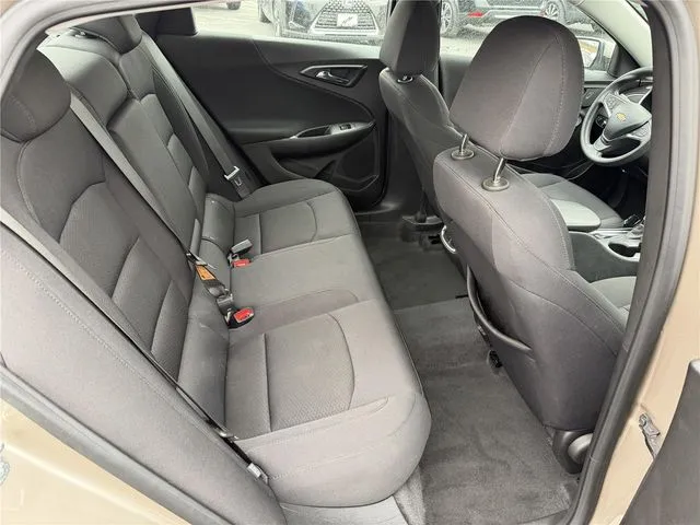 2023 Chevrolet Malibu 1LT - Photo 9