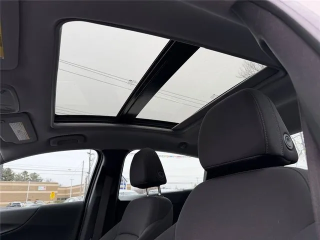 2023 Chevrolet Malibu 1LT - Photo 14
