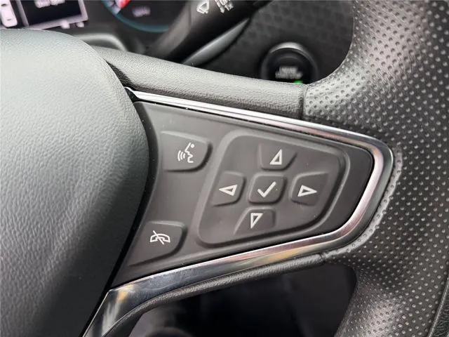2023 Chevrolet Malibu 1LT - Photo 13