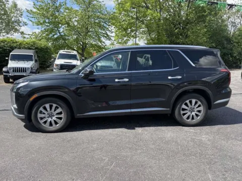 Photos of 2023 Hyundai Palisade SEL for sale in Frederick, MD at AI Certified Used Cars
