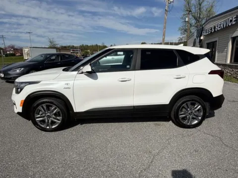 Photos of 2021 Kia Seltos LX for sale in Frederick, MD at AI Certified Used Cars