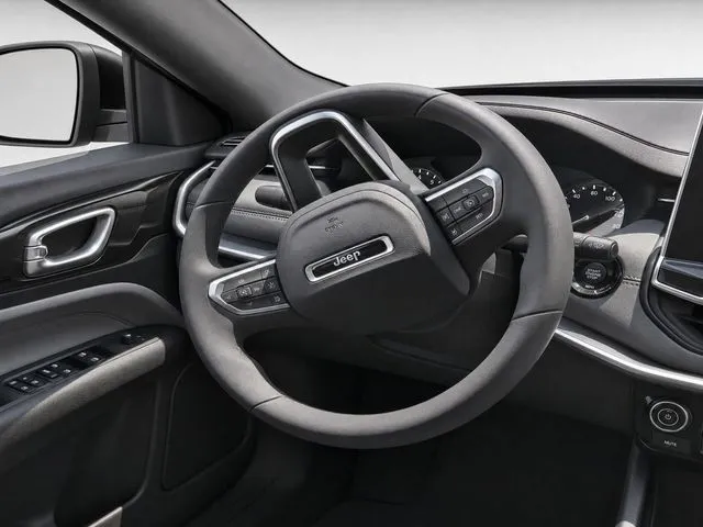 2025 Jeep Compass Limited - Photo 25