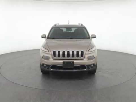 More photos of 2016 Jeep Cherokee Limited at AI Certified Used Cars, MD