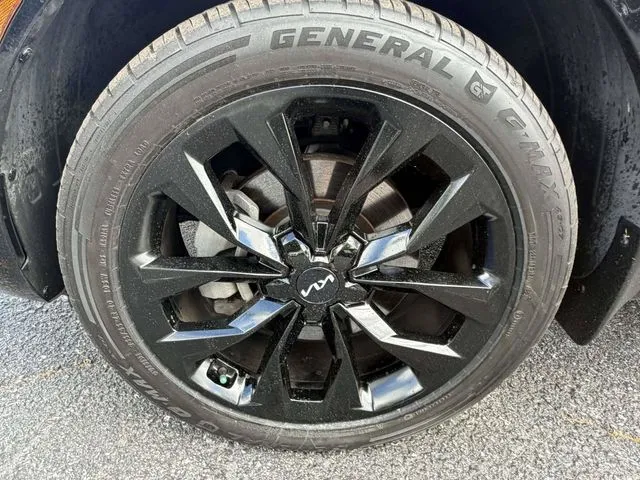 2022 Kia Sorento SX - Photo 7