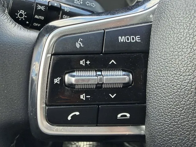 2022 Kia Sorento SX - Photo 15