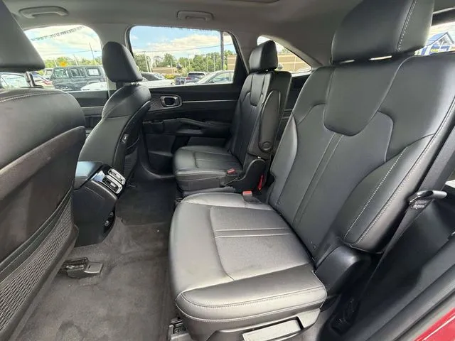 2022 Kia Sorento SX - Photo 10