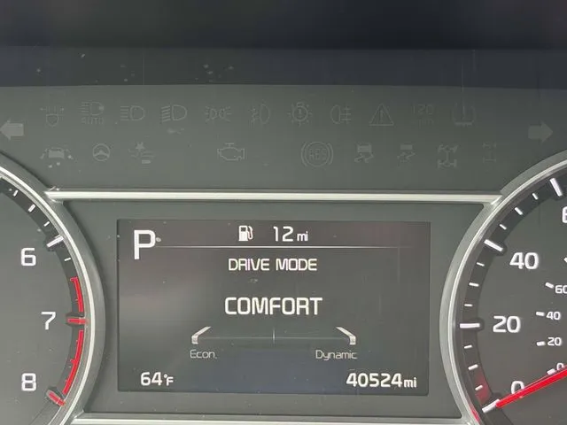 2022 Kia Sorento SX - Photo 12