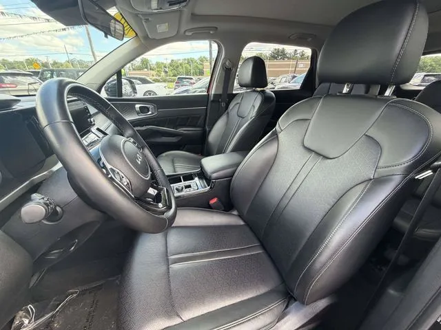 2022 Kia Sorento SX - Photo 8