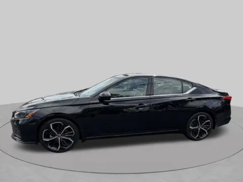 Photos of 2023 Nissan Altima 2.5 SR for sale in Frederick, MD at AI Certified Used Cars