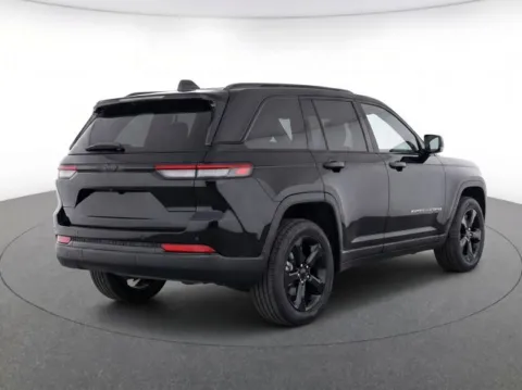 More photos of 2025 Jeep Grand Cherokee Altitude at AI Certified Used Cars, MD