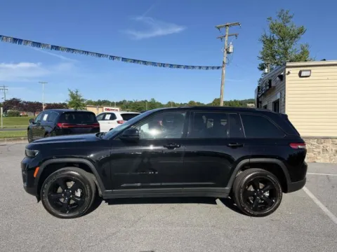 Photos of 2025 Jeep Grand Cherokee Altitude for sale in Frederick, MD at AI Certified Used Cars