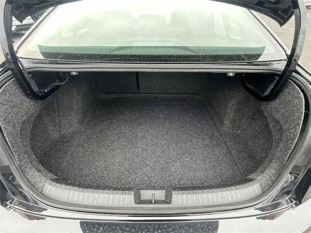 2024 Volkswagen Jetta S - Photo 8