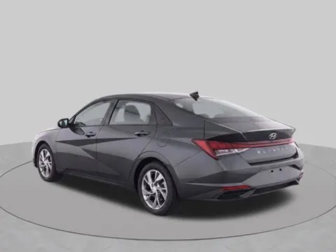 More photos of 2021 Hyundai Elantra SE at Ai Certified Used Cars, MD