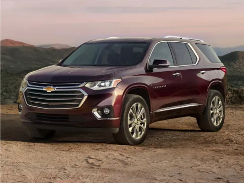Gray 2021 Chevrolet Traverse LT for sale in Frederick, MD